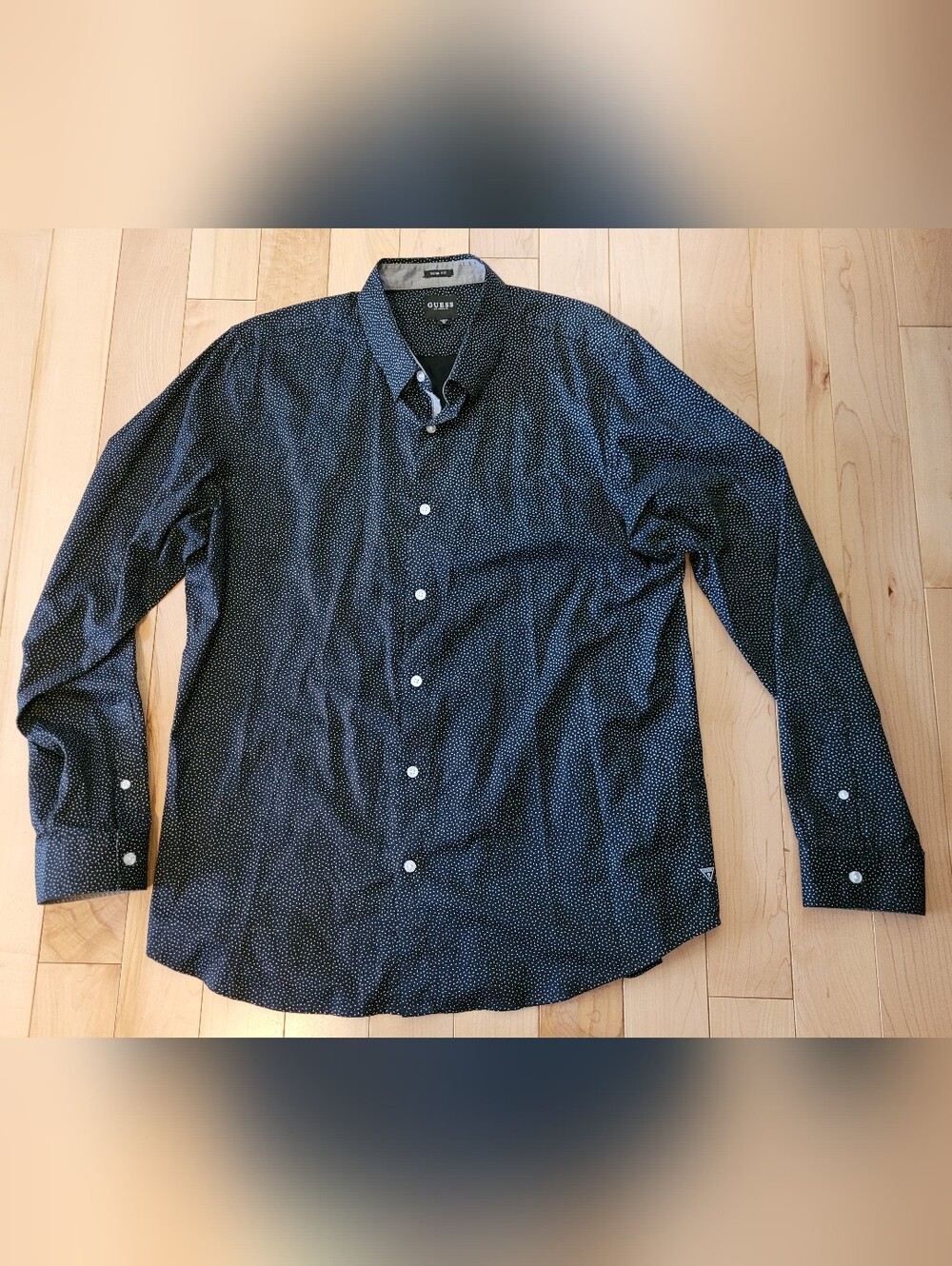 Guess men's size XL black with white button up shirt